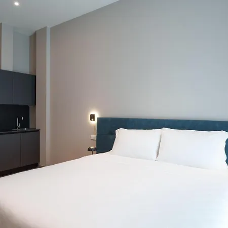 Aparthotel Vi